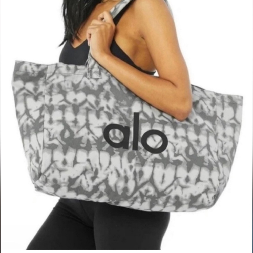 Alo Tote- Price is firm
